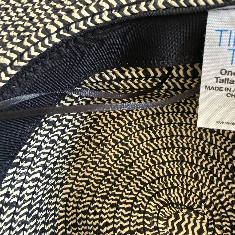 Time and Tru Large Wide Brim Black Natural Braided Straw Sun Hat Floppy Women